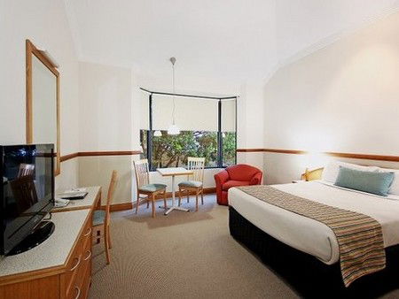 Quality Hotel Airport International - Getaway Accommodation 4