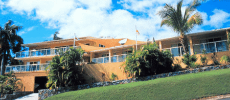 Sunlit Waters Studio Apartments - Getaway Accommodation