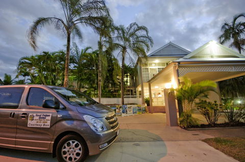 Reef Palms - Getaway Accommodation 0