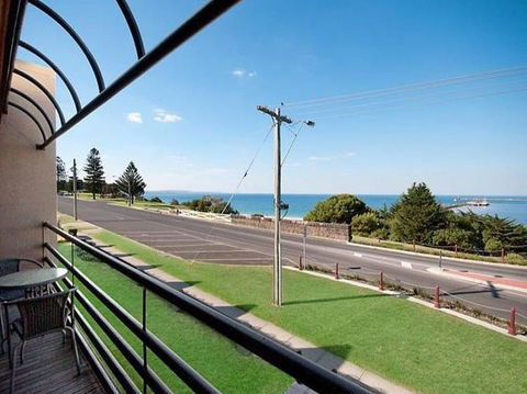Centreport Units - Getaway Accommodation 1