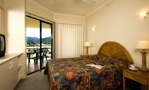 Tropic Towers Apartments - Getaway Accommodation 2