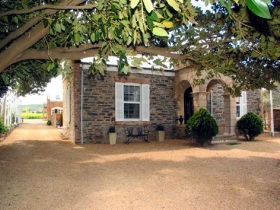 Waverley Estate - Getaway Accommodation 0