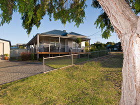 Serenity Holiday House - Getaway Accommodation 0