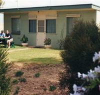 Oaklands Fishing Cottage - Getaway Accommodation