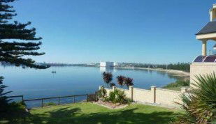 Bay 10 Accommodation - Getaway Accommodation 1