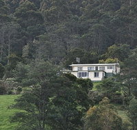 The Eagles View - Getaway Accommodation