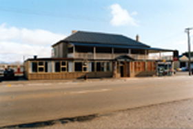 Campbell Town Motel And Bistro - Getaway Accommodation 0