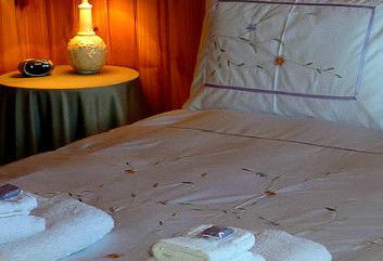 Hazelcreek Cottages - Getaway Accommodation 2