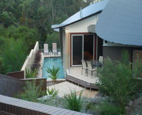 Hyams Beach Bungalows - Getaway Accommodation 0
