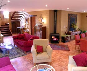 The Bawley Bed And Breakfast - Getaway Accommodation 0