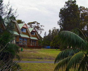 Berrara Waters Chalet - Getaway Accommodation 0