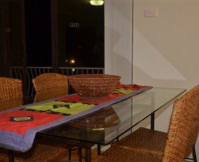 Mollymook Sunrise Holiday Apartment - Getaway Accommodation 0
