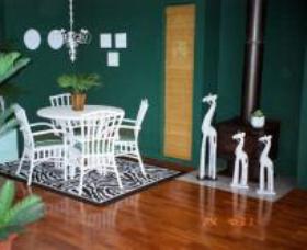 Chalet Chic - Getaway Accommodation 0
