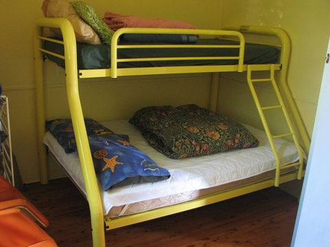 South Coast Holiday Cottages - Getaway Accommodation 4