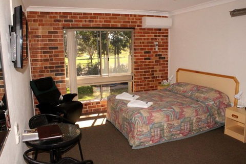 Golf View Motel - Getaway Accommodation 1