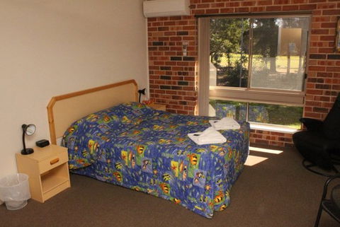 Golf View Motel - Getaway Accommodation 2