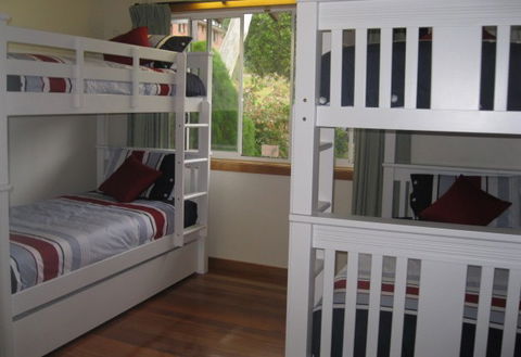 Tranquility Beach House - Getaway Accommodation 1