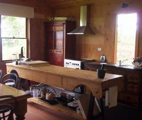Tree Fern Lodge - Getaway Accommodation 2