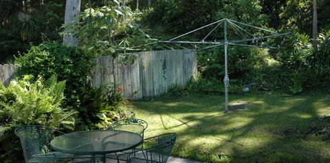 A Lake House At Burrill Lake - Getaway Accommodation 0