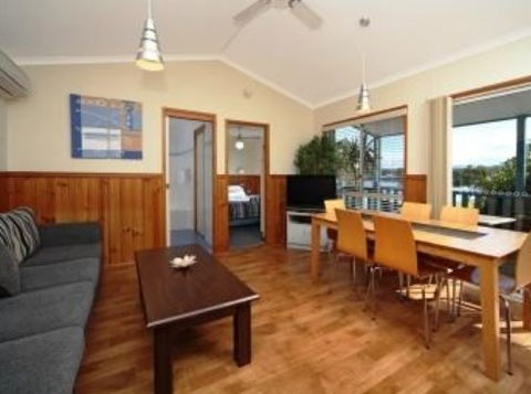 Burrill Lake Tourist Park - Getaway Accommodation 1
