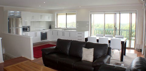 Callala Beach Front - Getaway Accommodation 4