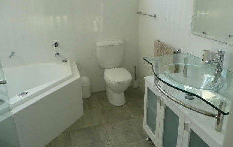 Benjamins Beach House - Getaway Accommodation 1