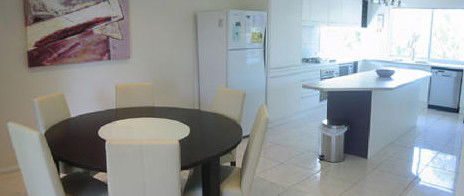 Benjamins Beach House - Getaway Accommodation 2