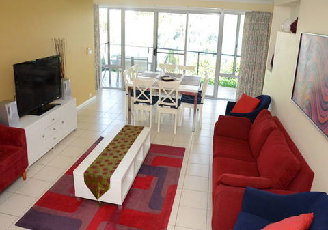 Boardwalk House - Getaway Accommodation 3