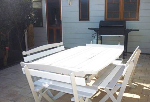 By The Bay - Getaway Accommodation 0