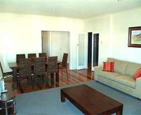 94 Fitzroy Street - Getaway Accommodation 1