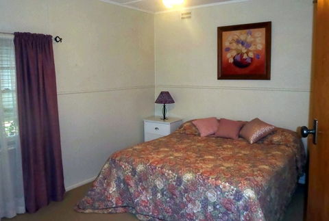 Kastle On King - Getaway Accommodation 0