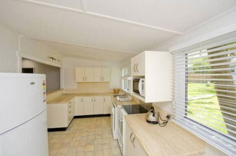 A Beach House On Sunset - Getaway Accommodation 2