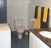 A Beach House Near Manly - Getaway Accommodation