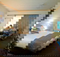 Longreach Motor Inn - Getaway Accommodation