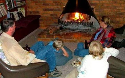 Katandra Mountain Farm House - Getaway Accommodation 1