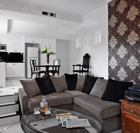 The Castle on Tamborine Spa Retreat - Getaway Accommodation