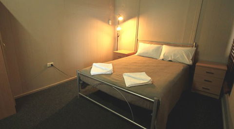 Gracemere Hotel - Getaway Accommodation 1