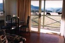 Big Bell Farm - Getaway Accommodation 1