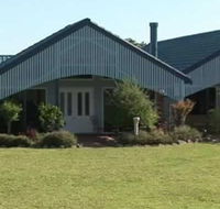 Jacaranda Country Lodge - Getaway Accommodation