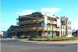 Quality Hotel Bentinck - Getaway Accommodation 0