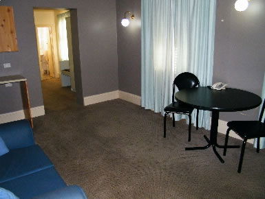 Grand Tasman Hotel - Getaway Accommodation 2