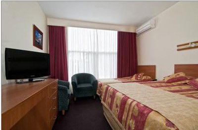 Comfort Inn North Shore - Getaway Accommodation 3