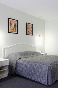 Best Western Cathedral Motor Inn - Getaway Accommodation 1
