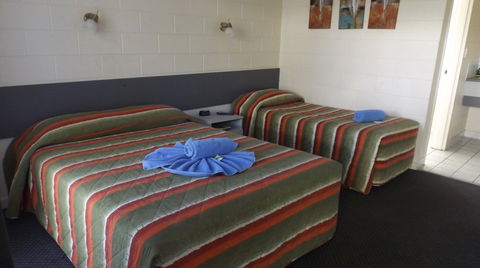 Central Point Motel - Getaway Accommodation 5