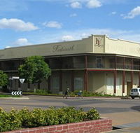 Redearth Boutique Hotel - Getaway Accommodation