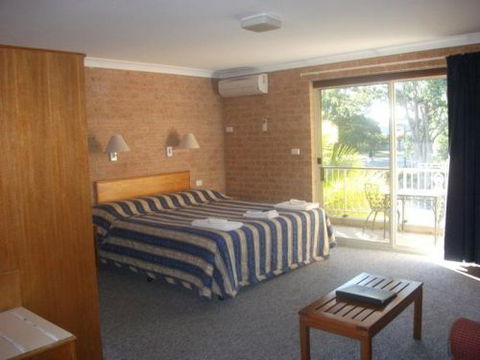 Huskisson Bayside Resort - Jervis Bay - Getaway Accommodation 0