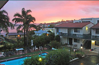 Capri Apartments - Getaway Accommodation 4