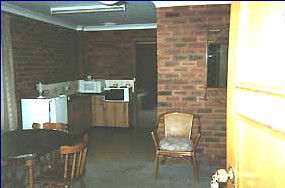 Tabourie Lake Motor Inn Resort - Getaway Accommodation 1