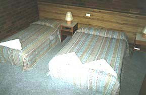 Tabourie Lake Motor Inn Resort - Getaway Accommodation 2
