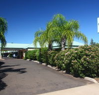 Jacaranda Country Motel - Getaway Accommodation
